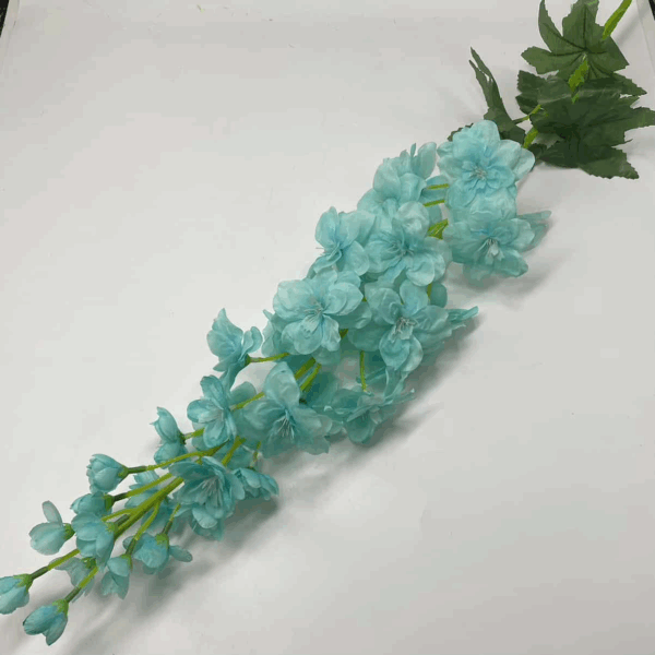 Дельфініум голубий