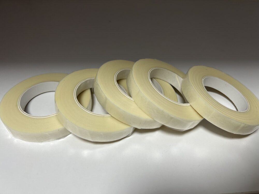 Тейп білий