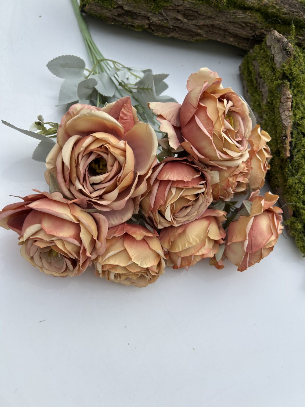 Троянда короліваська охра