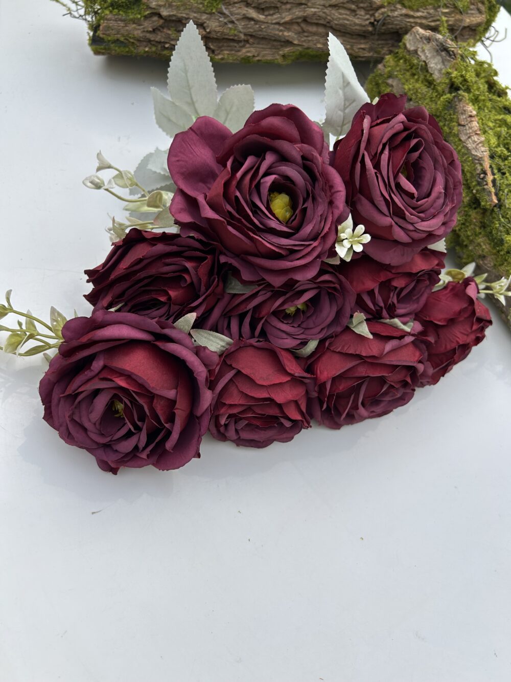 Троянда королівська бургунді