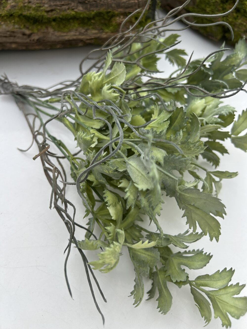 Декоративна гілка штучна з листям біла сіра зелена - Зображення 3