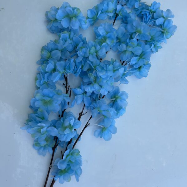 Сакура штучна голуба