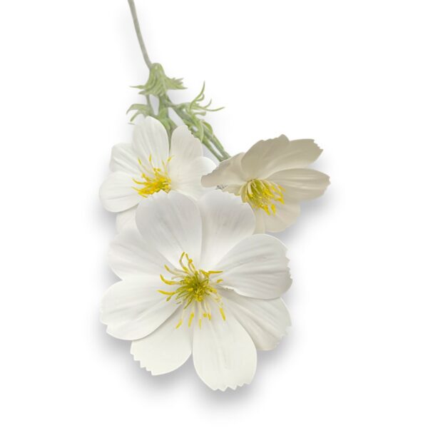 Штучна космея гілка