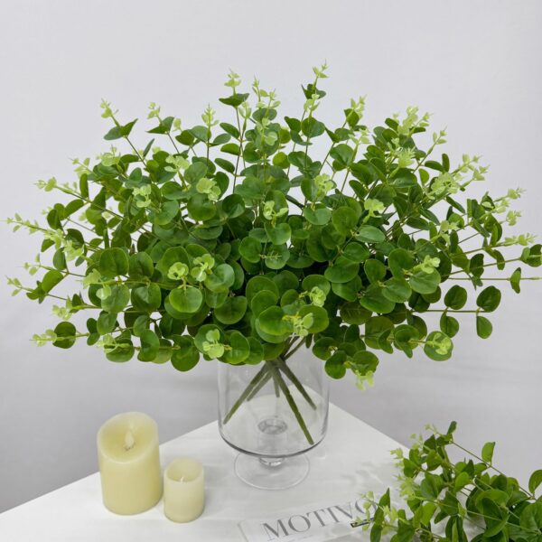 Гілка Штучного Евкаліпта