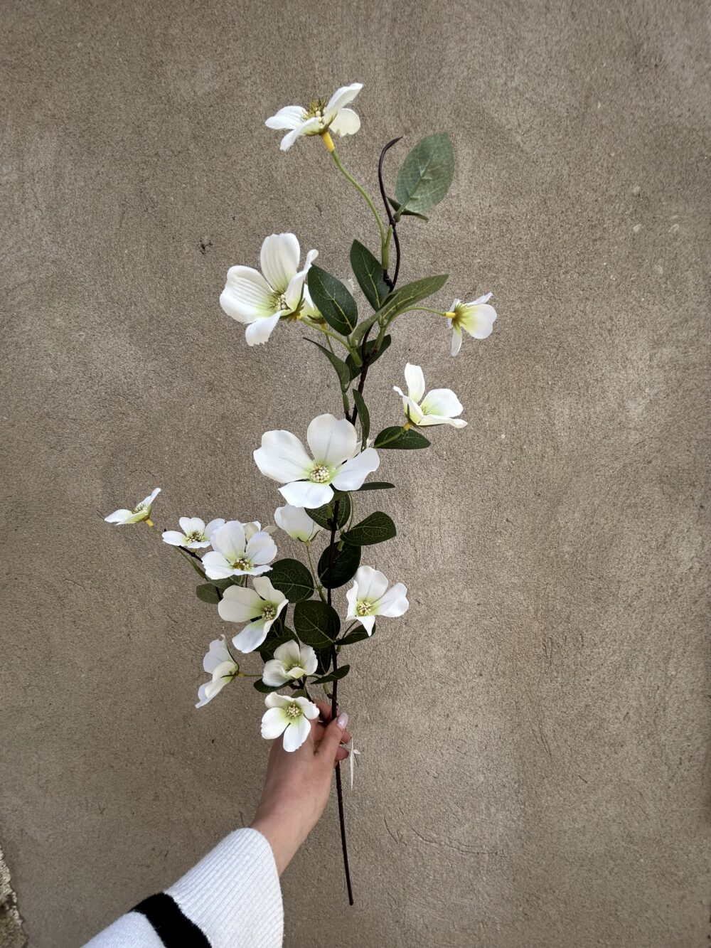 Штучна гілка жасмину