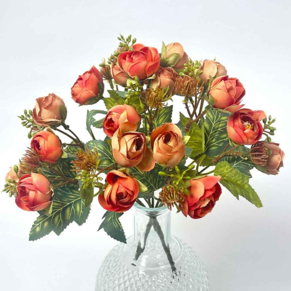 Букет Штучних ронункулюсів