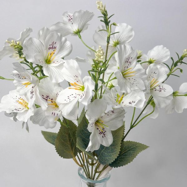 Букет Штучних альстромерій